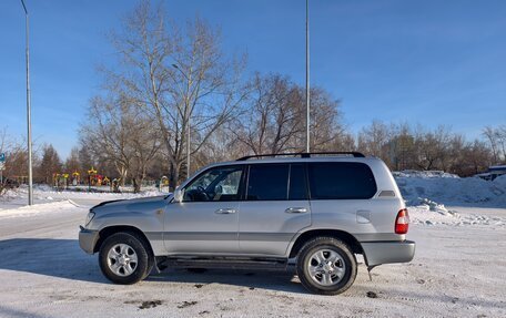 Toyota Land Cruiser 100 рестайлинг 2, 2007 год, 3 000 000 рублей, 5 фотография