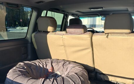 Toyota Land Cruiser 100 рестайлинг 2, 2007 год, 3 000 000 рублей, 30 фотография