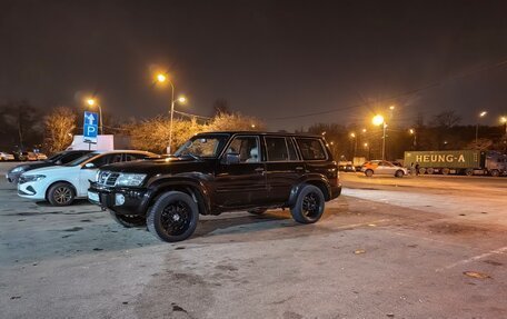 Nissan Patrol, 2004 год, 1 350 000 рублей, 7 фотография