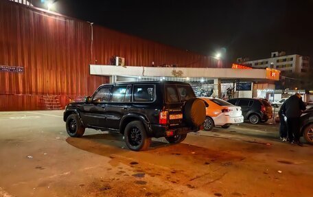 Nissan Patrol, 2004 год, 1 350 000 рублей, 15 фотография