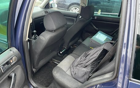 Volkswagen Golf IV, 2005 год, 340 000 рублей, 4 фотография