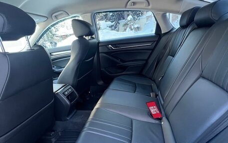 Honda Accord IX рестайлинг, 2022 год, 2 950 000 рублей, 10 фотография