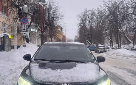 KIA Rio III рестайлинг, 2015 год, 600 000 рублей, 2 фотография