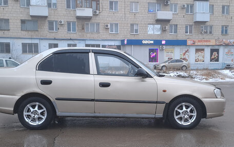 Hyundai Accent II, 2004 год, 185 000 рублей, 2 фотография