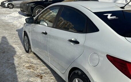 Hyundai Solaris II рестайлинг, 2014 год, 630 000 рублей, 5 фотография