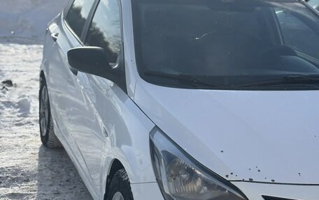 Hyundai Solaris II рестайлинг, 2014 год, 630 000 рублей, 7 фотография