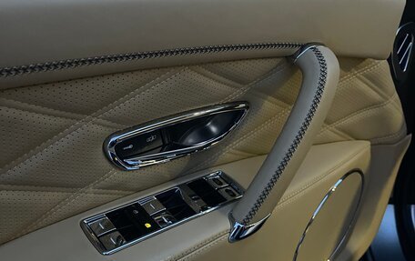 Bentley Flying Spur II, 2014 год, 6 500 000 рублей, 10 фотография