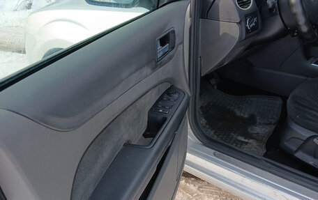 Ford Focus II рестайлинг, 2005 год, 515 000 рублей, 3 фотография