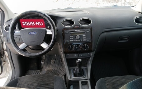 Ford Focus II рестайлинг, 2005 год, 515 000 рублей, 4 фотография