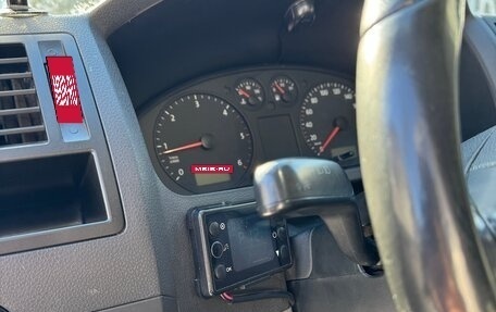 Volkswagen Transporter T5 рестайлинг, 2006 год, 1 490 000 рублей, 9 фотография