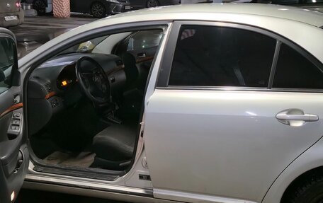 Toyota Avensis III рестайлинг, 2007 год, 750 000 рублей, 19 фотография