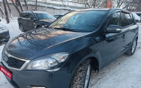 KIA cee'd I рестайлинг, 2010 год, 820 000 рублей, 1 фотография