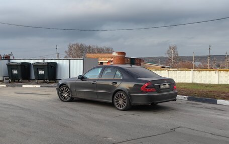 Mercedes-Benz E-Класс, 2006 год, 1 000 000 рублей, 1 фотография