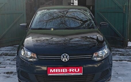 Volkswagen Polo VI (EU Market), 2013 год, 1 300 000 рублей, 1 фотография