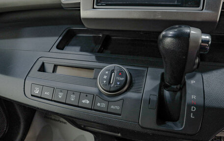 Honda Freed I, 2011 год, 1 099 000 рублей, 14 фотография