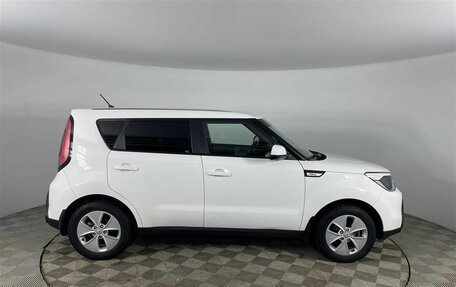 KIA Soul II рестайлинг, 2016 год, 1 050 000 рублей, 4 фотография