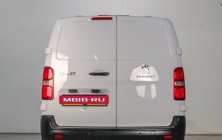 Peugeot Expert, 2018 год, 1 969 000 рублей, 6 фотография