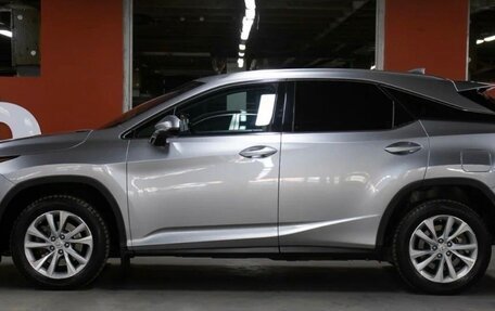 Lexus RX IV рестайлинг, 2021 год, 5 800 000 рублей, 4 фотография