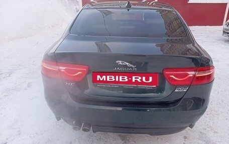 Jaguar XE I рестайлинг, 2016 год, 2 400 000 рублей, 4 фотография