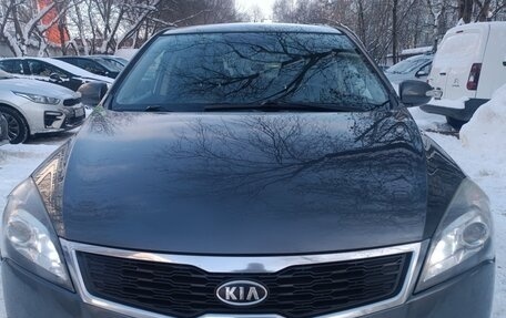 KIA cee'd I рестайлинг, 2010 год, 820 000 рублей, 2 фотография