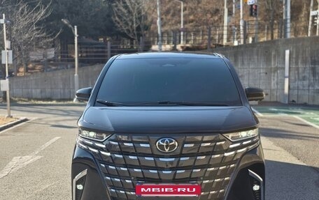 Toyota Alphard, 2025 год, 11 555 123 рублей, 2 фотография