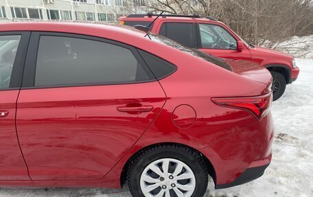 Hyundai Solaris II рестайлинг, 2020 год, 1 300 000 рублей, 3 фотография