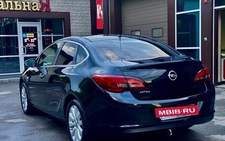 Opel Astra J, 2013 год, 700 000 рублей, 6 фотография