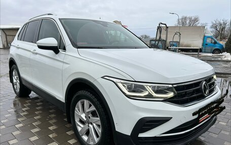 Volkswagen Tiguan II, 2021 год, 3 200 000 рублей, 10 фотография