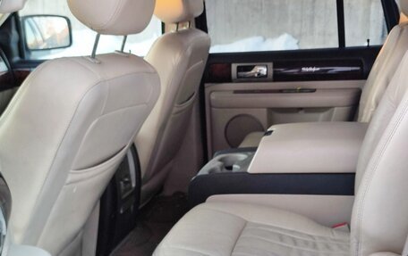 Lincoln Navigator, 2003 год, 1 250 000 рублей, 31 фотография