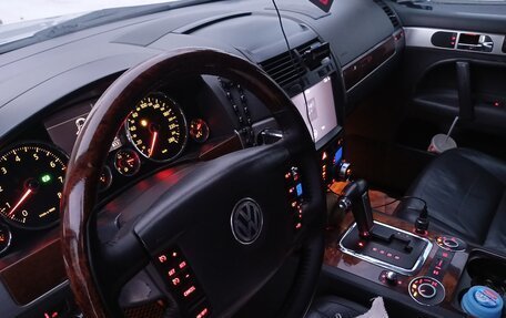 Volkswagen Touareg III, 2006 год, 1 250 000 рублей, 7 фотография