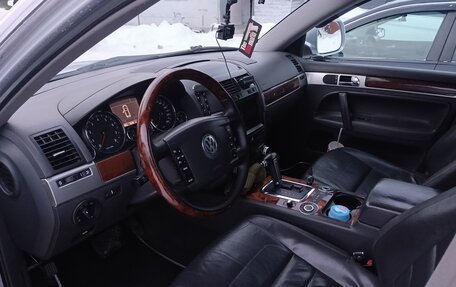 Volkswagen Touareg III, 2006 год, 1 250 000 рублей, 17 фотография