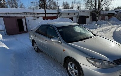 Toyota Camry V40, 2003 год, 595 000 рублей, 1 фотография