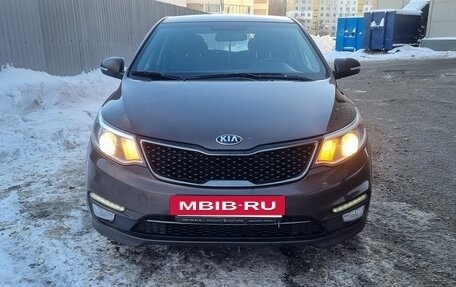 KIA Rio III рестайлинг, 2016 год, 1 320 000 рублей, 2 фотография
