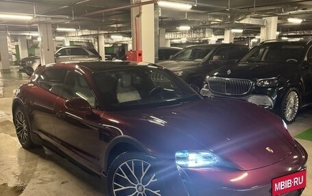 Porsche Taycan I, 2021 год, 8 900 000 рублей, 2 фотография