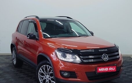 Volkswagen Tiguan I, 2016 год, 1 690 000 рублей, 2 фотография
