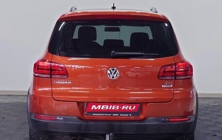 Volkswagen Tiguan I, 2016 год, 1 690 000 рублей, 6 фотография