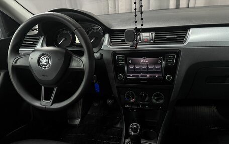 Skoda Rapid I, 2017 год, 879 777 рублей, 8 фотография