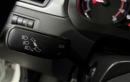 Skoda Rapid I, 2017 год, 879 777 рублей, 15 фотография