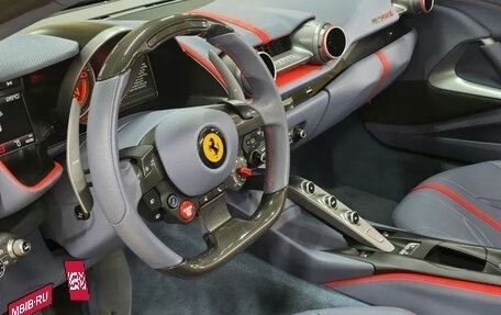 Ferrari 812, 2021 год, 36 500 000 рублей, 9 фотография