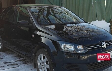 Volkswagen Polo VI (EU Market), 2013 год, 1 300 000 рублей, 2 фотография