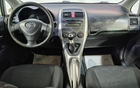 Toyota Auris II, 2009 год, 580 000 рублей, 11 фотография