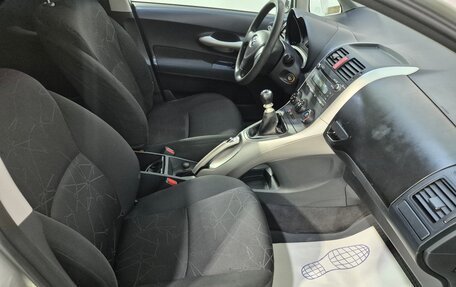 Toyota Auris II, 2009 год, 580 000 рублей, 16 фотография