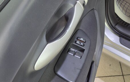 Toyota Auris II, 2009 год, 580 000 рублей, 18 фотография