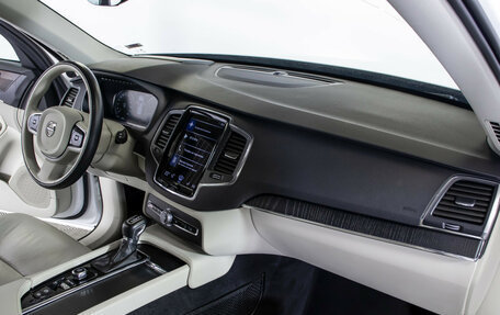 Volvo XC90 II рестайлинг, 2019 год, 4 250 000 рублей, 9 фотография