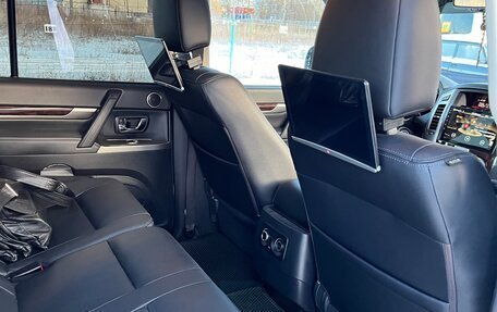 Mitsubishi Pajero IV, 2019 год, 4 199 000 рублей, 9 фотография