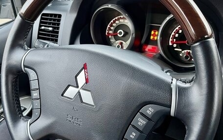 Mitsubishi Pajero IV, 2019 год, 4 199 000 рублей, 23 фотография