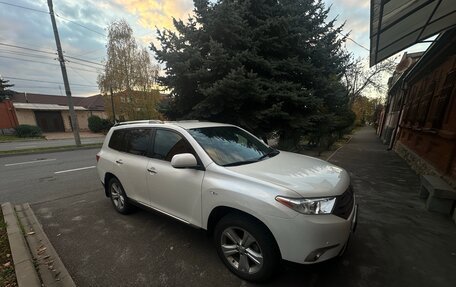 Toyota Highlander III, 2011 год, 2 500 000 рублей, 5 фотография