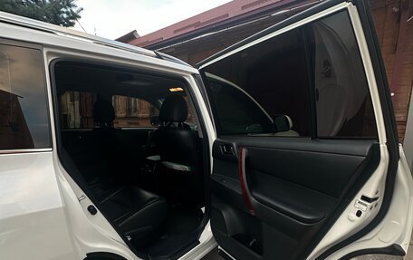 Toyota Highlander III, 2011 год, 2 500 000 рублей, 11 фотография
