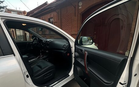 Toyota Highlander III, 2011 год, 2 500 000 рублей, 12 фотография