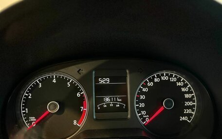 Volkswagen Polo VI (EU Market), 2015 год, 1 015 000 рублей, 11 фотография